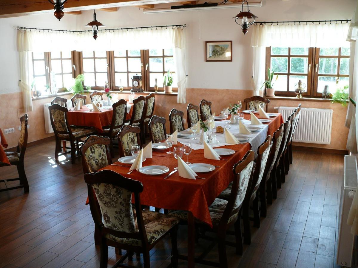 Kadarta Vendeglo Panzio Bed & Breakfast Veszprem Luaran gambar