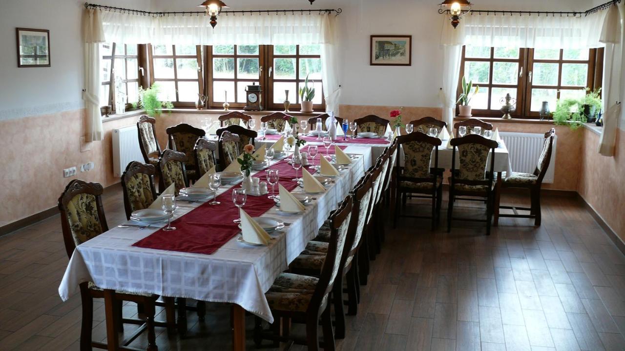 Kadarta Vendeglo Panzio Bed & Breakfast Veszprem Luaran gambar