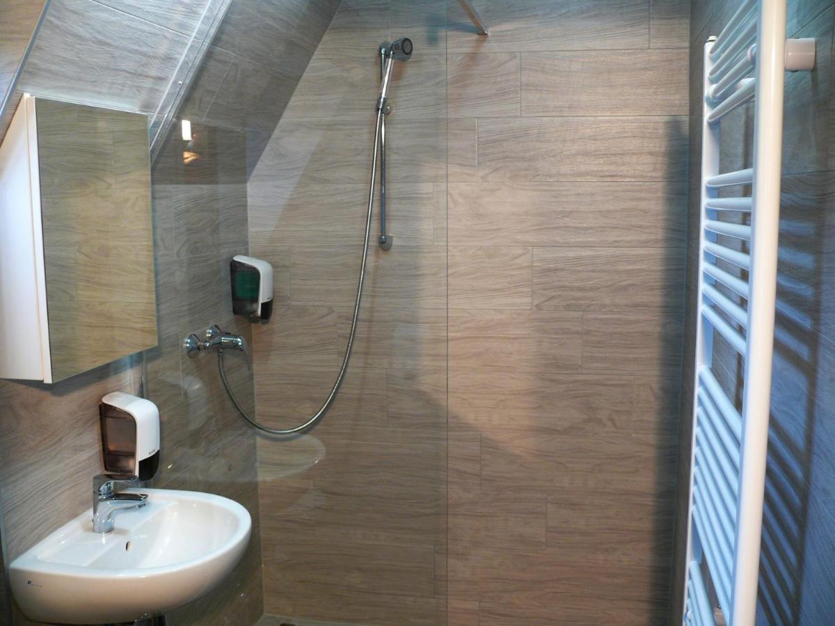 Kadarta Vendeglo Panzio Bed & Breakfast Veszprem Luaran gambar